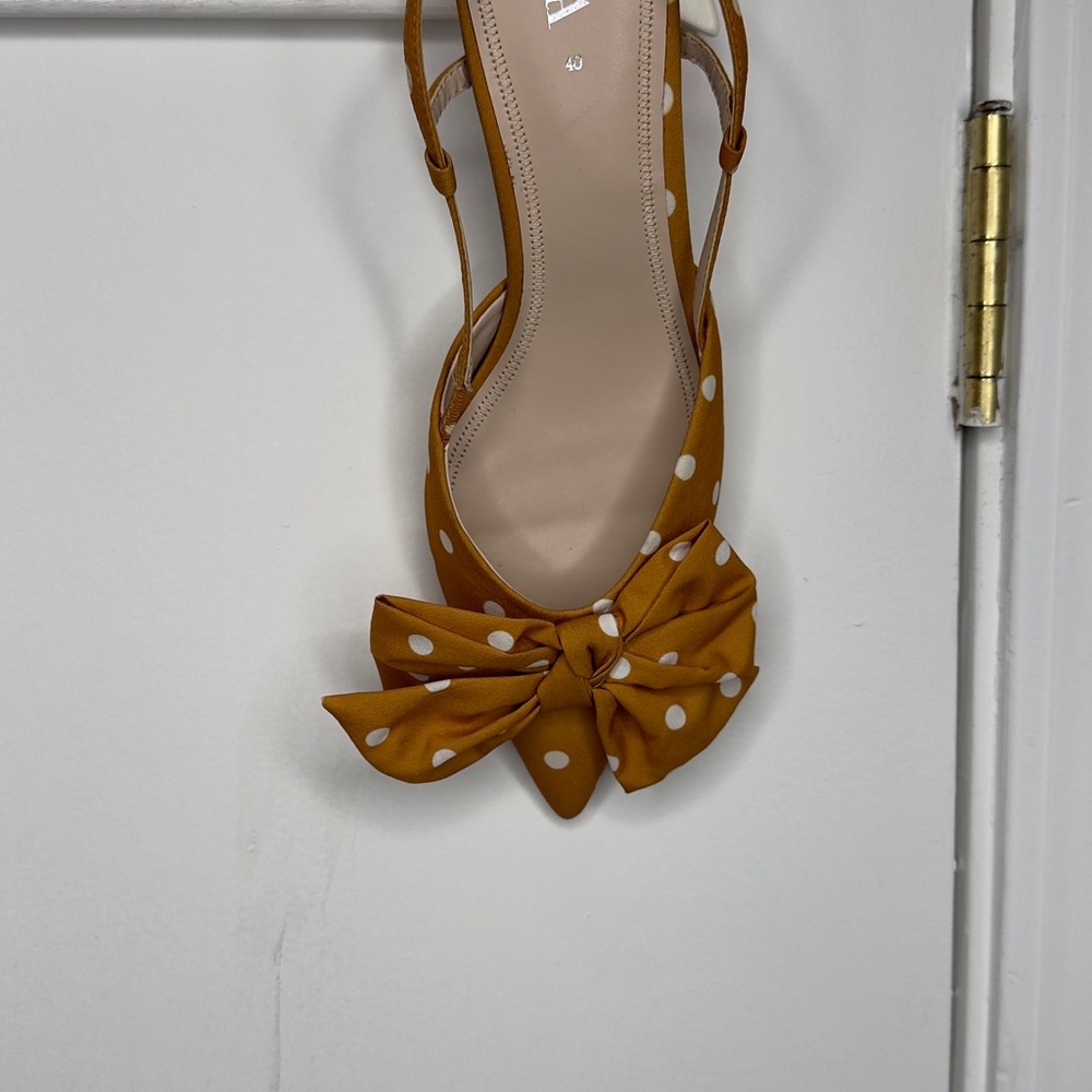 Zara Women's Brown Polka Dot Bow Flats - Picture 5 of 10